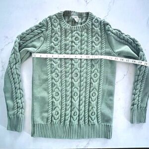 LL Bean 100% cotton sage Green Cable Knit Sweater EUC